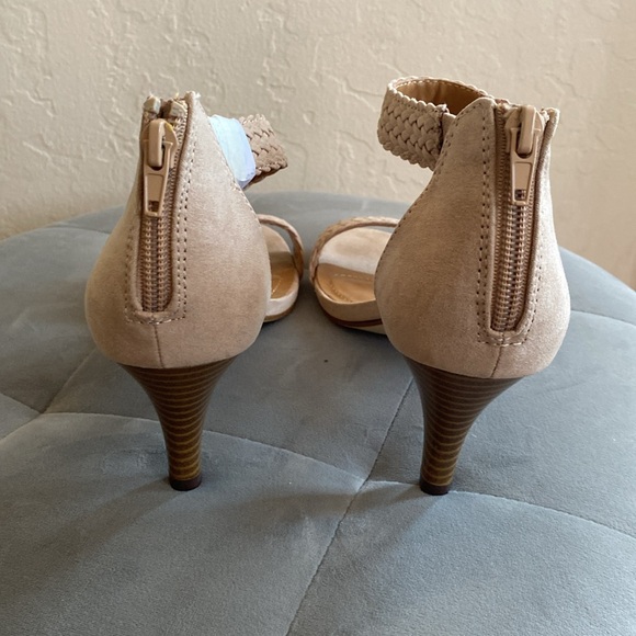 Style & Co sandal - Picture 2 of 4